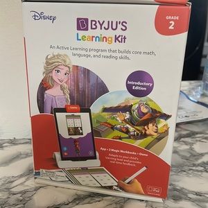 Byjus Disney learning kit. Introductory edition.